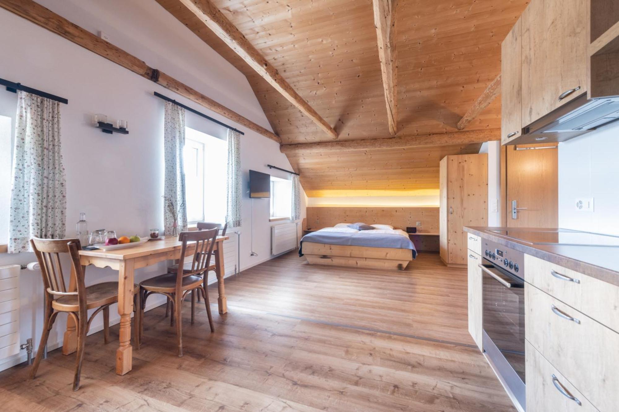 La Tgoma - Hotel & Restaurant Lenz 외부 사진